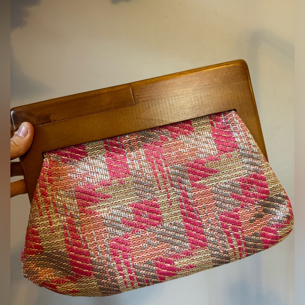 NWT** Sondra Roberts Squared Clutch Wooden Handle